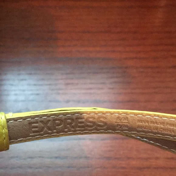 Express yellow bow belt - Picture 3 of 6